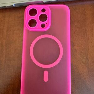 MagSafe-Compatible Phone Case. iPhone 15 pro max. 2 privacy screen protectors.